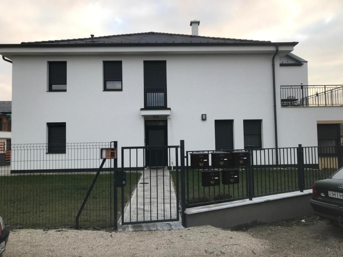 Jada Lakas Leilighet Keszthely Eksteriør bilde